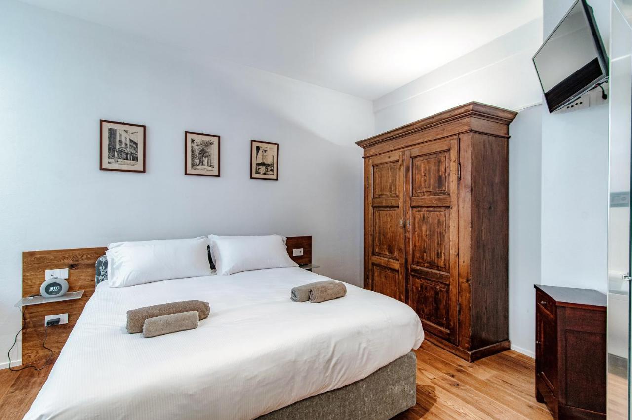 Suite Lo Storico - The House Of Travelers Como Exteriér fotografie